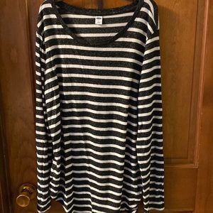 Old navy sweater